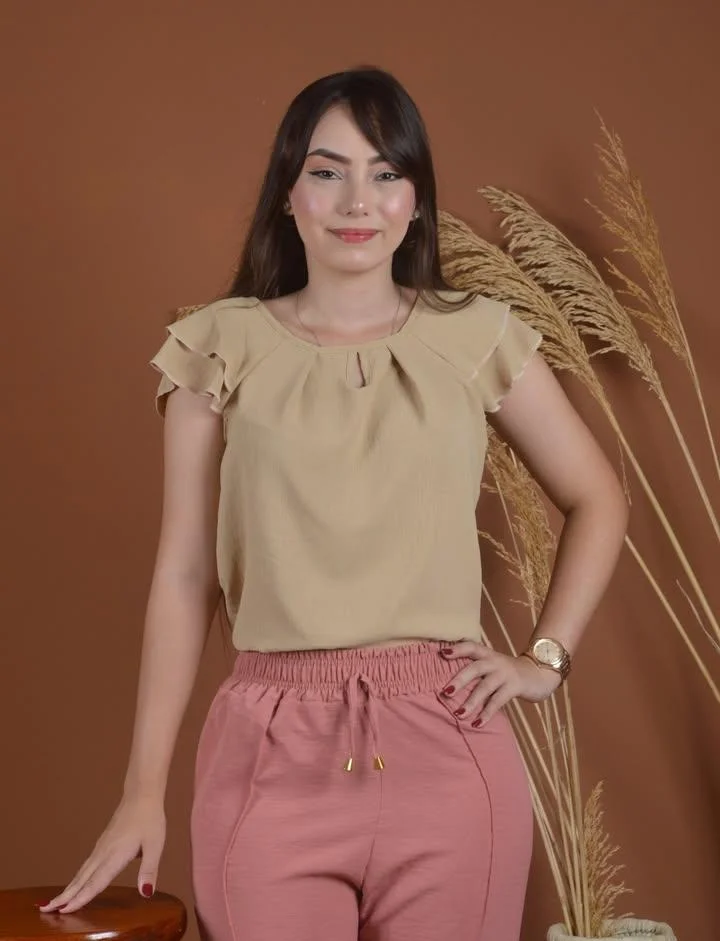 Blusa Social Feminina com Babados